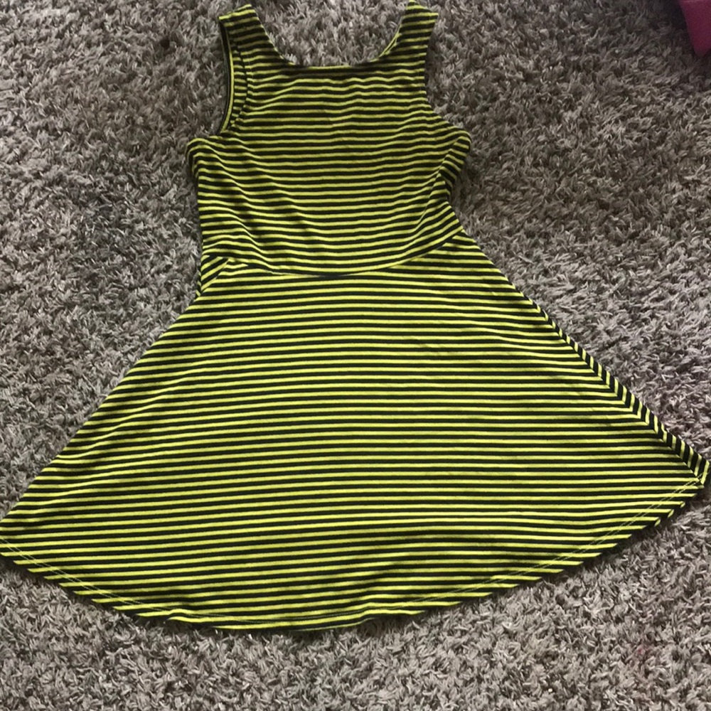Bumble bee dress